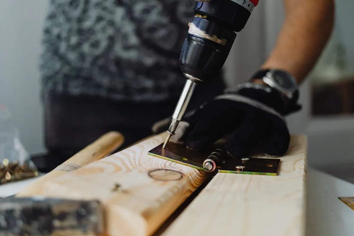 Odd Jobs Half Day: £30 Off First Booking - demo