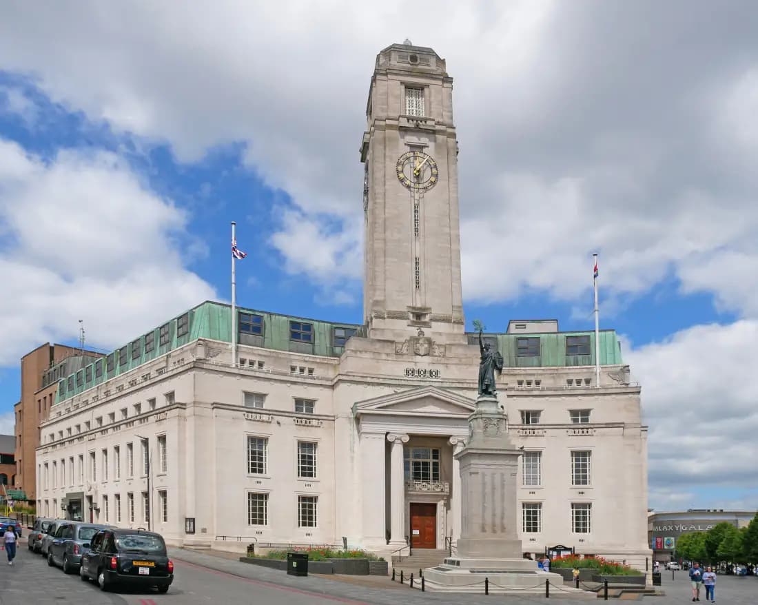 Luton: The Town That Hats Built