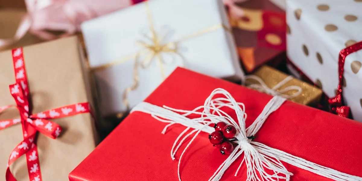 Free Gift Wrapping on Orders Over £40 - demo