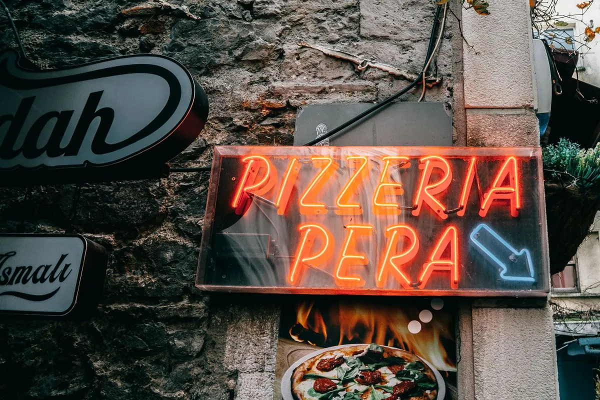 Two Pizzas & a Carafe, £30 Mondays - demo - image 1